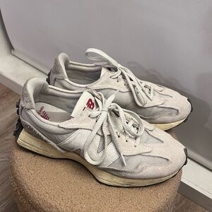 New Balance 327 Sneakers - Unisex - Sea Salt/Raincloud , Size: M 9.5/W 11.0